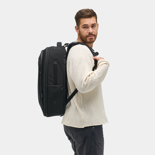 NOMATIC Navigator Travel Backpack 32L in black, product detail view