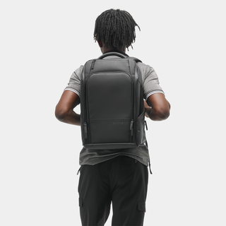Nomatic Travel Pack 14L on model